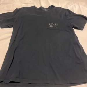 vineyard vines tee